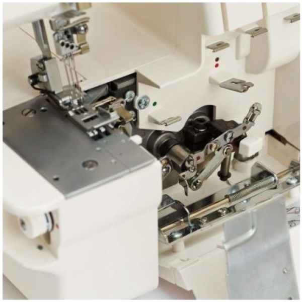 Minerva M3000CL Коверлок