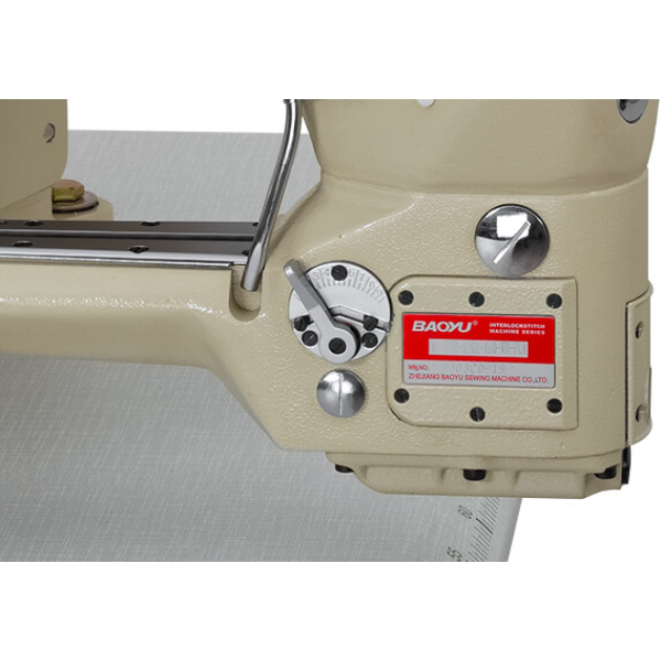 Baoyu BML-740-02-G2, 4-игольная промышленная распошивальная машина флэтлок