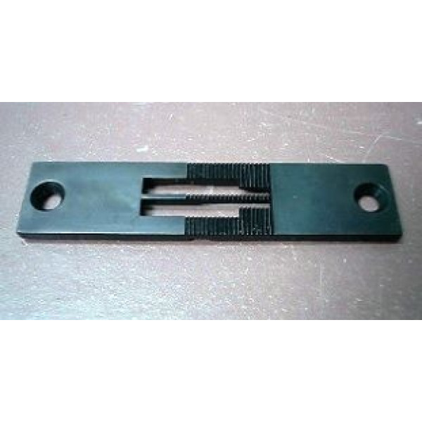 Игольная пластина 91-058108-04 x 4,8  Pfaff