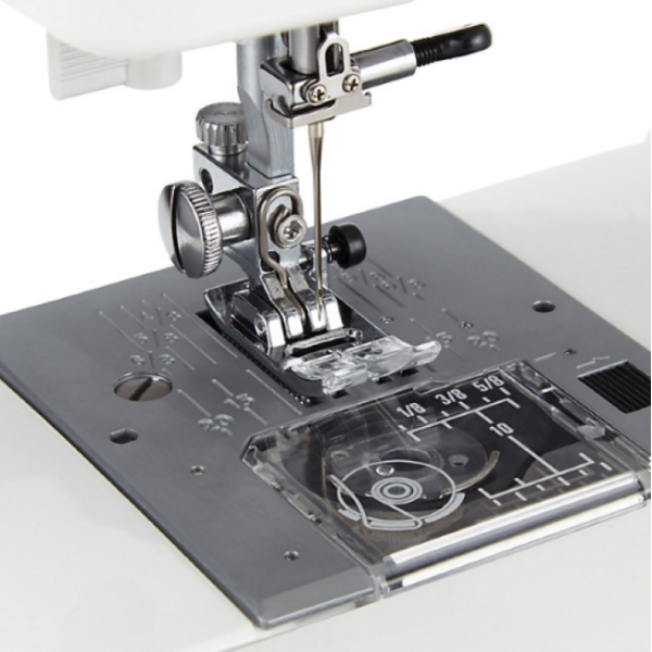 Janome Decor Excel 5018 бытовая швейная машина