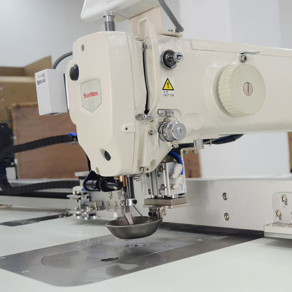 Type Special S-F/NT8300-13080D Автоматическая промышленная машина с программируемым циклом шитья деталей по контуру