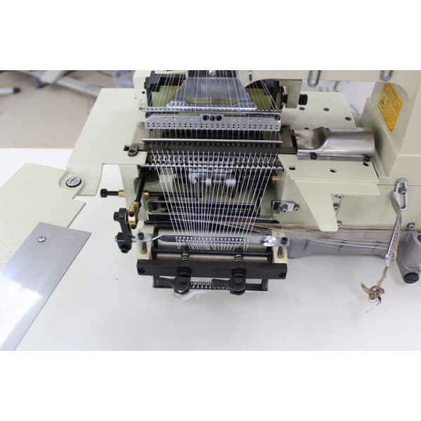 SM-1425PQ-D 25ти игольная машина цепочного стежка с возможностью вшивания нити-резинки в шов