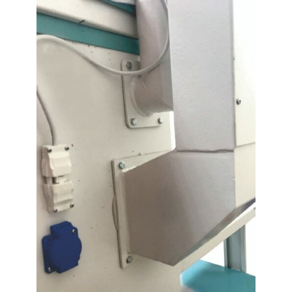 WERMAC C200 Professional, консольный гладильный стол с подогревом поверхности и вакуумным отсосом воздуха