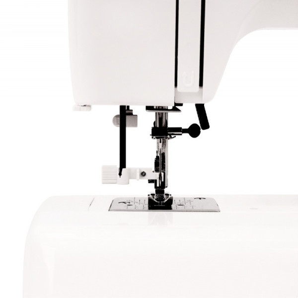Швейная машинка Janome HS 1515