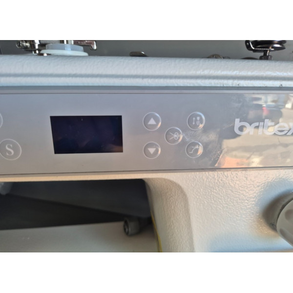 Britex BR-9100-D2 Прямострочная машина с обрезкой