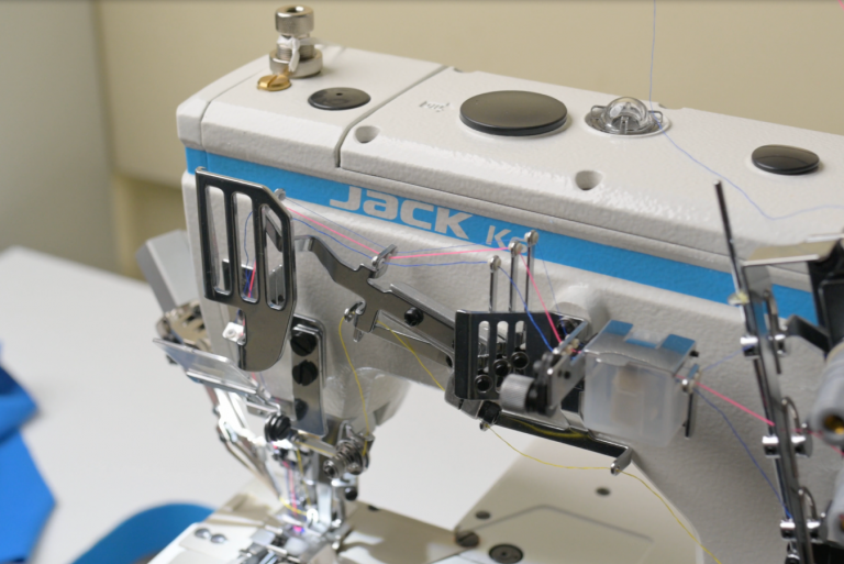 Купить плоскошовную машину Jack K6-A-UT-01GB*364 в Киеве 