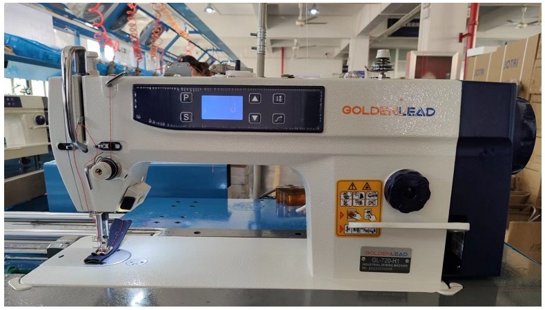 Одноигольная прямострочная швейная машина с сервомотором в голове GOLDEN LEAD GL-720-H1
